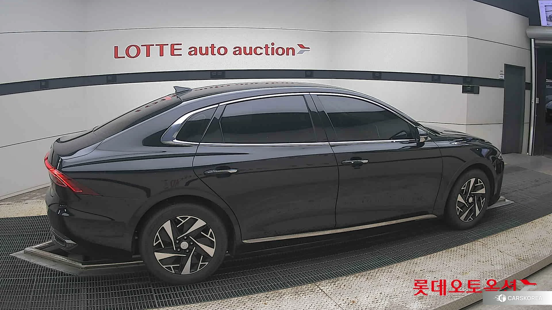 Hyundai Grandeur Hybrid id 4674105 из Кореи 9