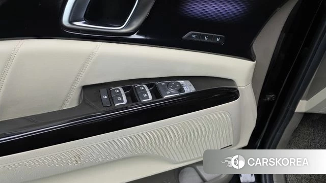 Kia Carnival 4th generation id 3839008 из Кореи 9