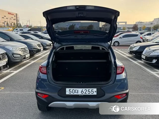 Kia Stonic id 3374771 из Кореи 9