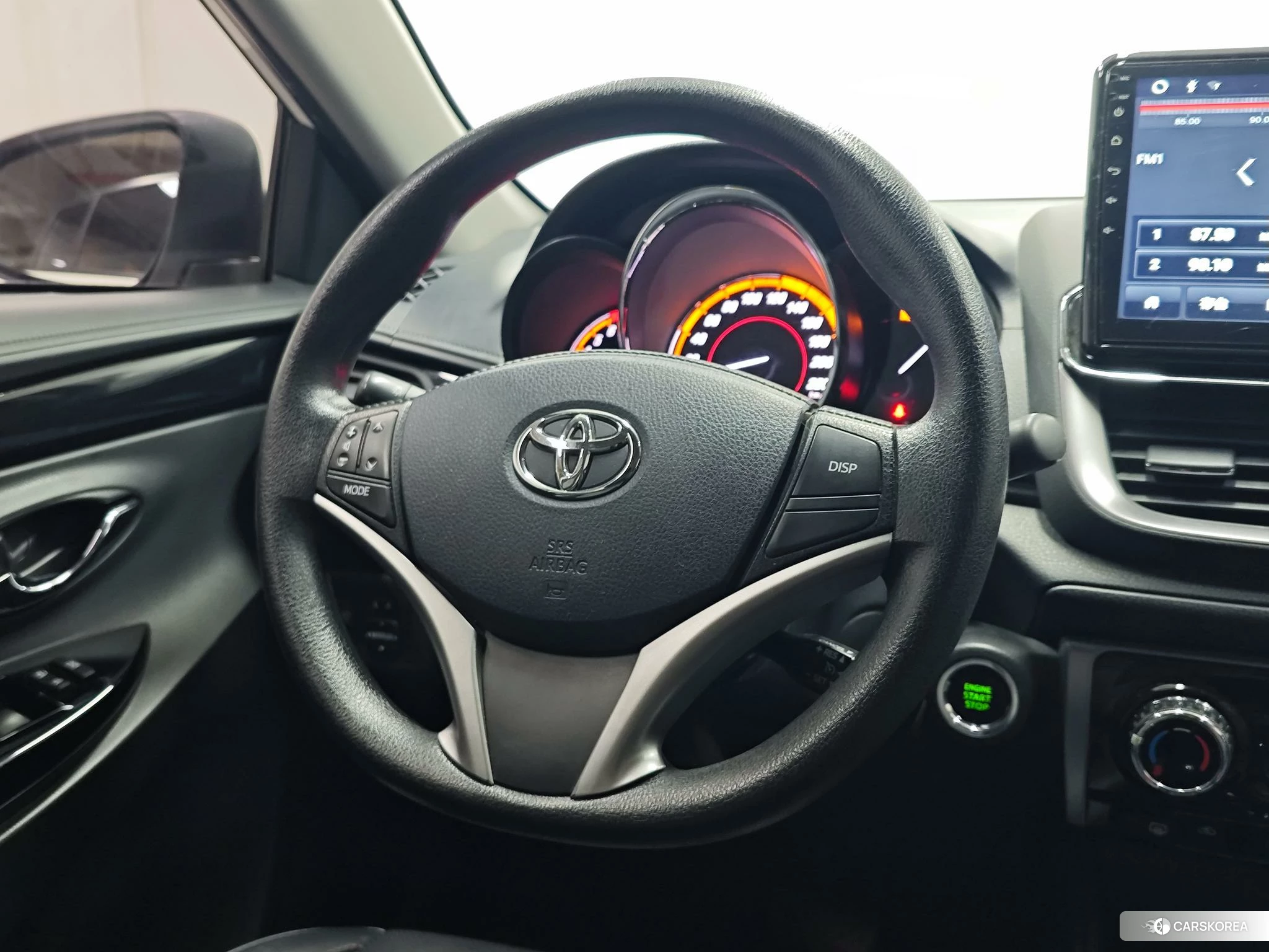 Toyota Yaris L id 4453777 из Китая 9