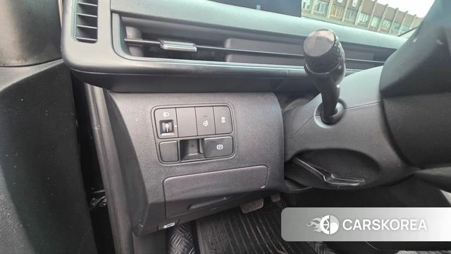 Hyundai Staria id 4302226 из Кореи 9