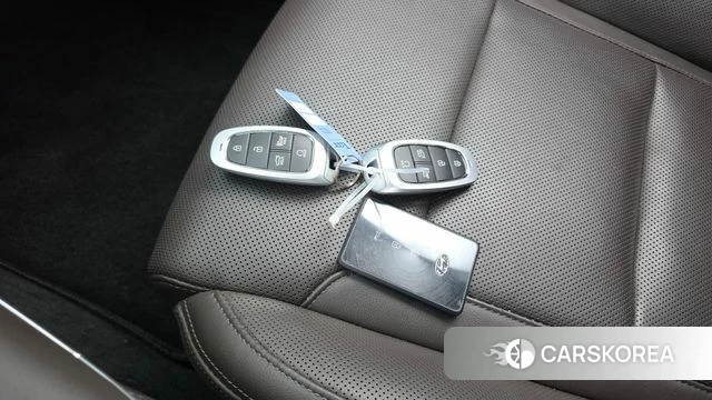Hyundai The New Grandeur IG id 4763959 из Кореи 9