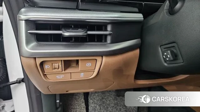 Hyundai Grandeur (GN7) id 3770495 из Кореи 9