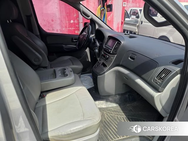 Hyundai The New Grand Starex id 3886285 из Кореи 9