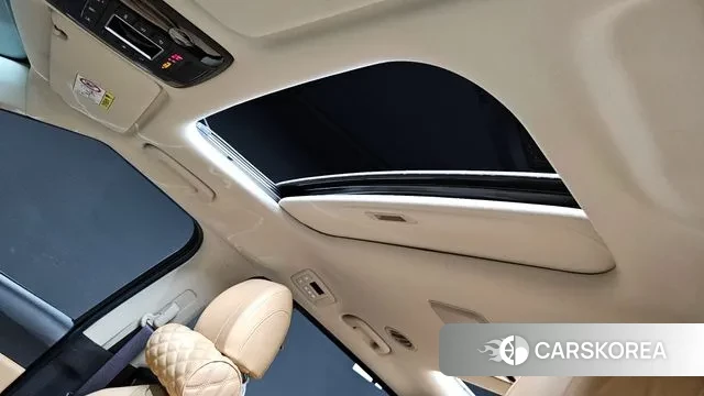 Kia Carnival 4th generation id 3004045 из Кореи 9