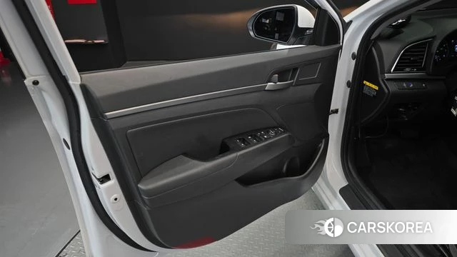 Hyundai Avante AD id 4430516 из Кореи 9