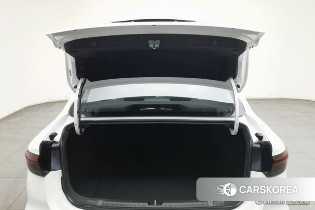 Geely Automobile Emgrand id 4210539 из Китая 9