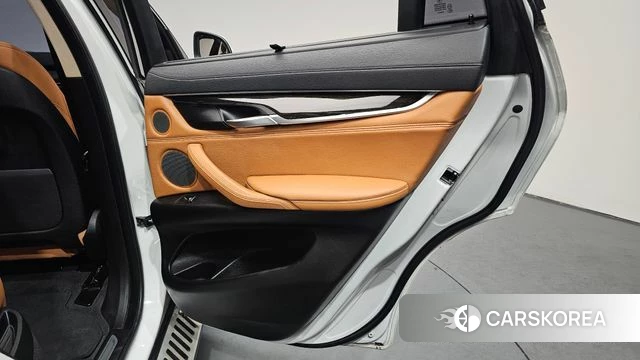 BMW X6 (F16) id 3861700 из Кореи 9