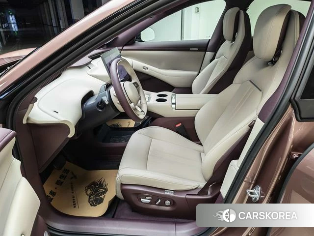 Xiaomi Car Xiaomi YU7 id 3920707 из Китая 9