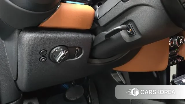 Mini Cooper S id 3388858 из Кореи 9