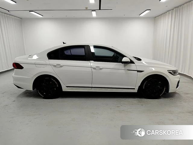 Volkswagen Bora id 4210092 из Китая 9