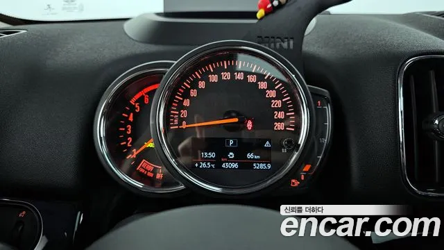 Mini Cooper D Countryman id 2756463 из Кореи 9