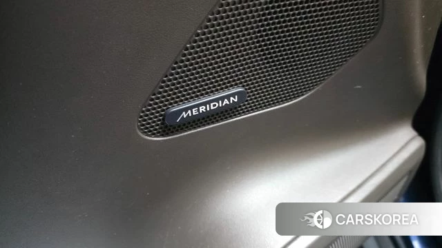 Jaguar F-PACE id 3893343 из Кореи 9