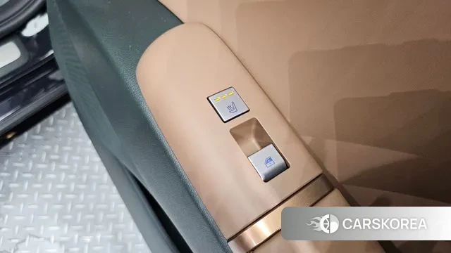 Hyundai Grandeur Hybrid (GN7) id 2889140 из Кореи 9