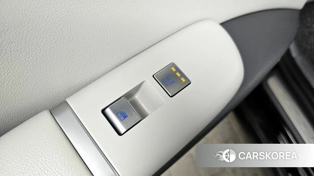 Hyundai Grandeur (GN7) id 3910012 из Кореи 9