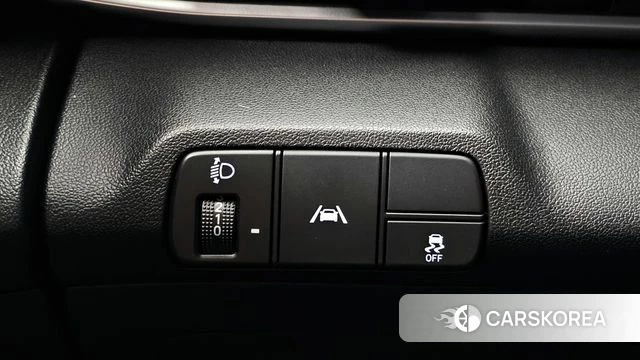 Hyundai Avante (CN7) id 3813528 из Кореи 9