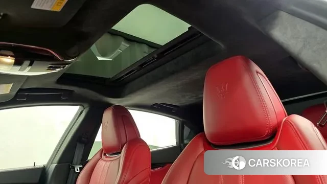 Maserati Quattroporte id 3090745 из Кореи 9