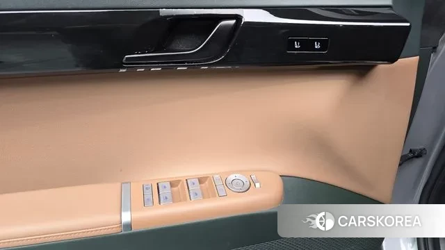 Hyundai Grandeur (GN7) id 3512839 из Кореи 9