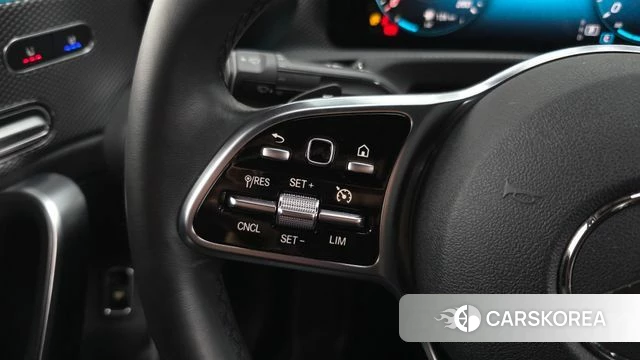 Mercedes-Benz A-Class W177 id 4529724 из Кореи 9