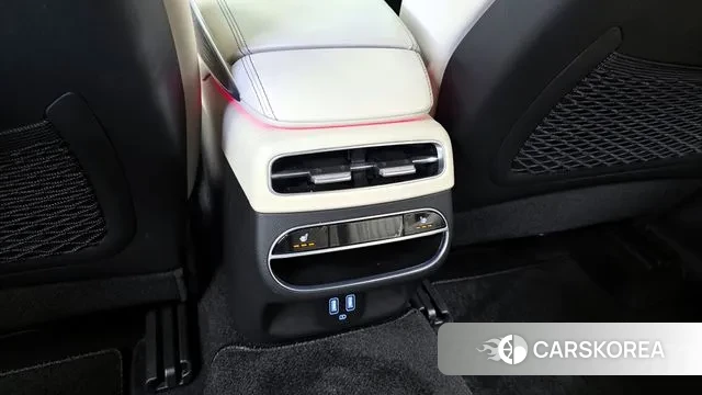 Genesis GV70 id 3706855 из Кореи 9