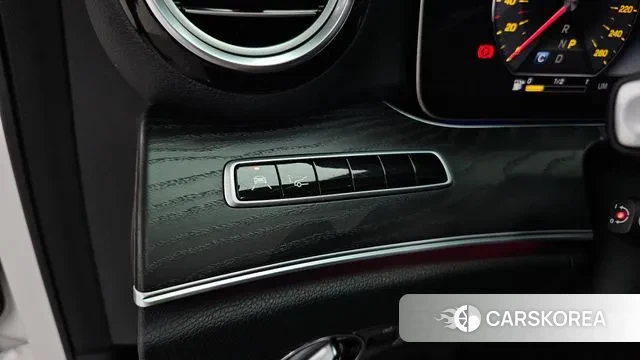 Mercedes-Benz E-Class W213 id 3362760 из Кореи 9