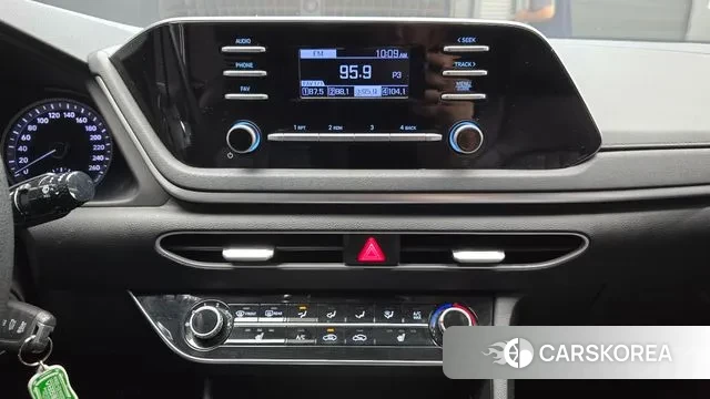 Hyundai Sonata (DN8) id 2976444 из Кореи 9