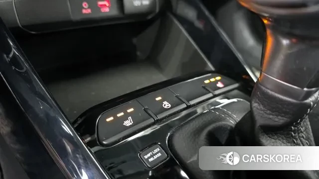 Kia Stonic id 2986683 из Кореи 9