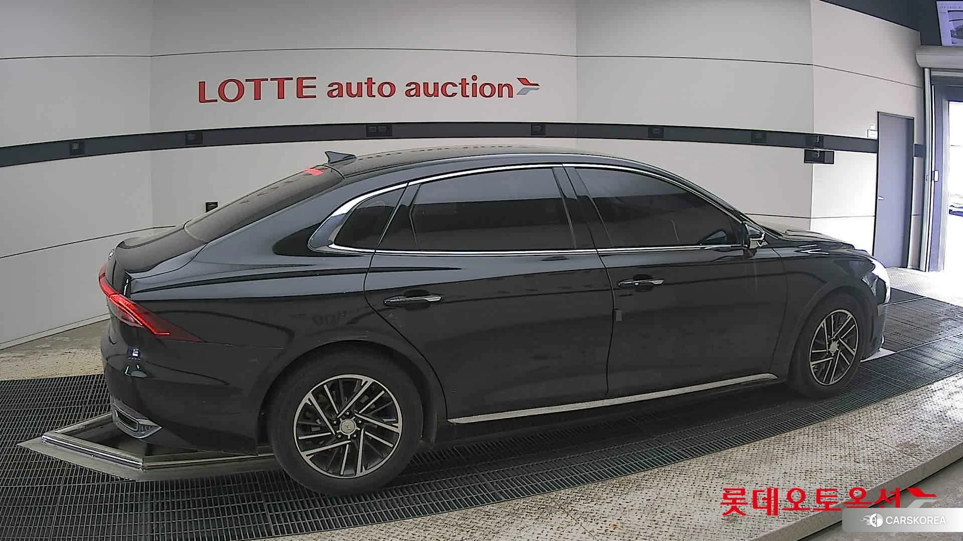 Hyundai Grandeur id 4289489 из Кореи 9