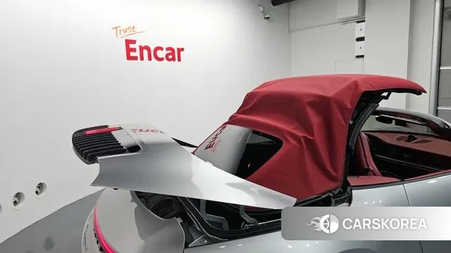 Porsche 911(992) id 3368157 из Кореи 9