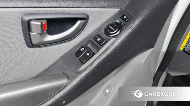 Hyundai The New Grand Starex id 3042321 из Кореи 9