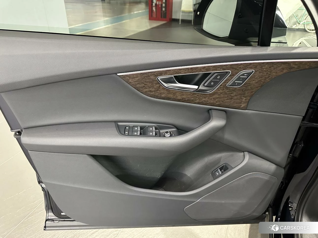 Audi Q7 id 4479255 из Китая 9