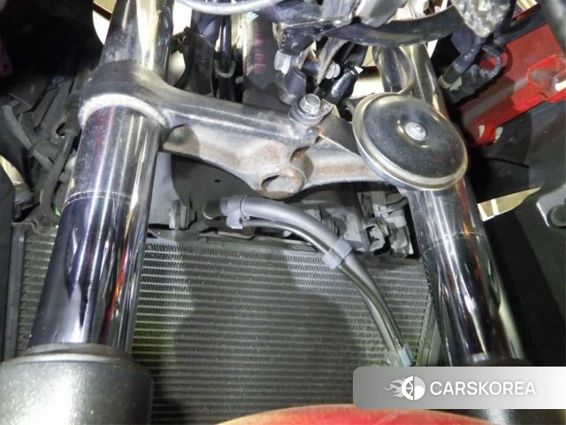 Проданный Honda CBR650F id 3994833 из Японии, фото 9