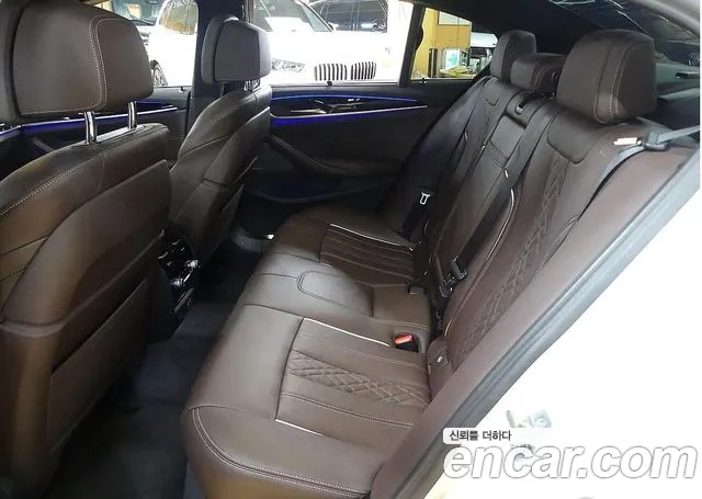 BMW 5 Series (G30) id 2823245 из Кореи 9