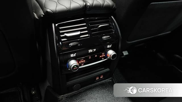 BMW 5 Series (G30) id 4618447 из Кореи 9