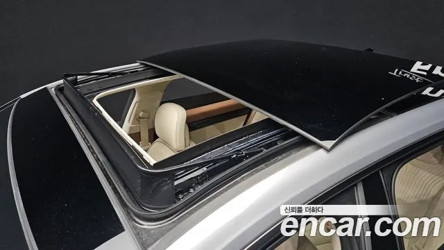 Hyundai Grandeur Hybrid (GN7) id 2867868 из Кореи 9