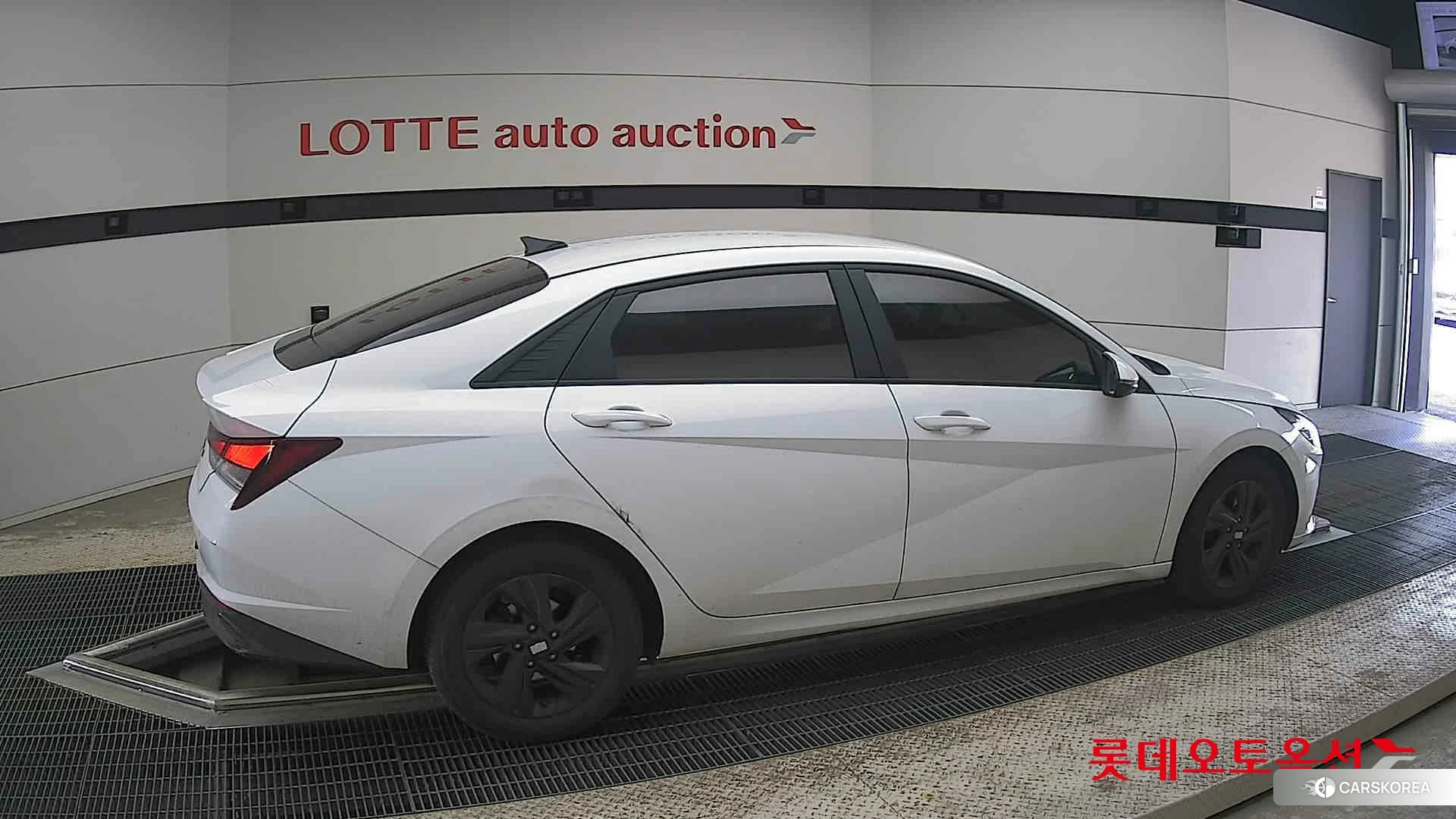 Hyundai Avante id 4289348 из Кореи 9