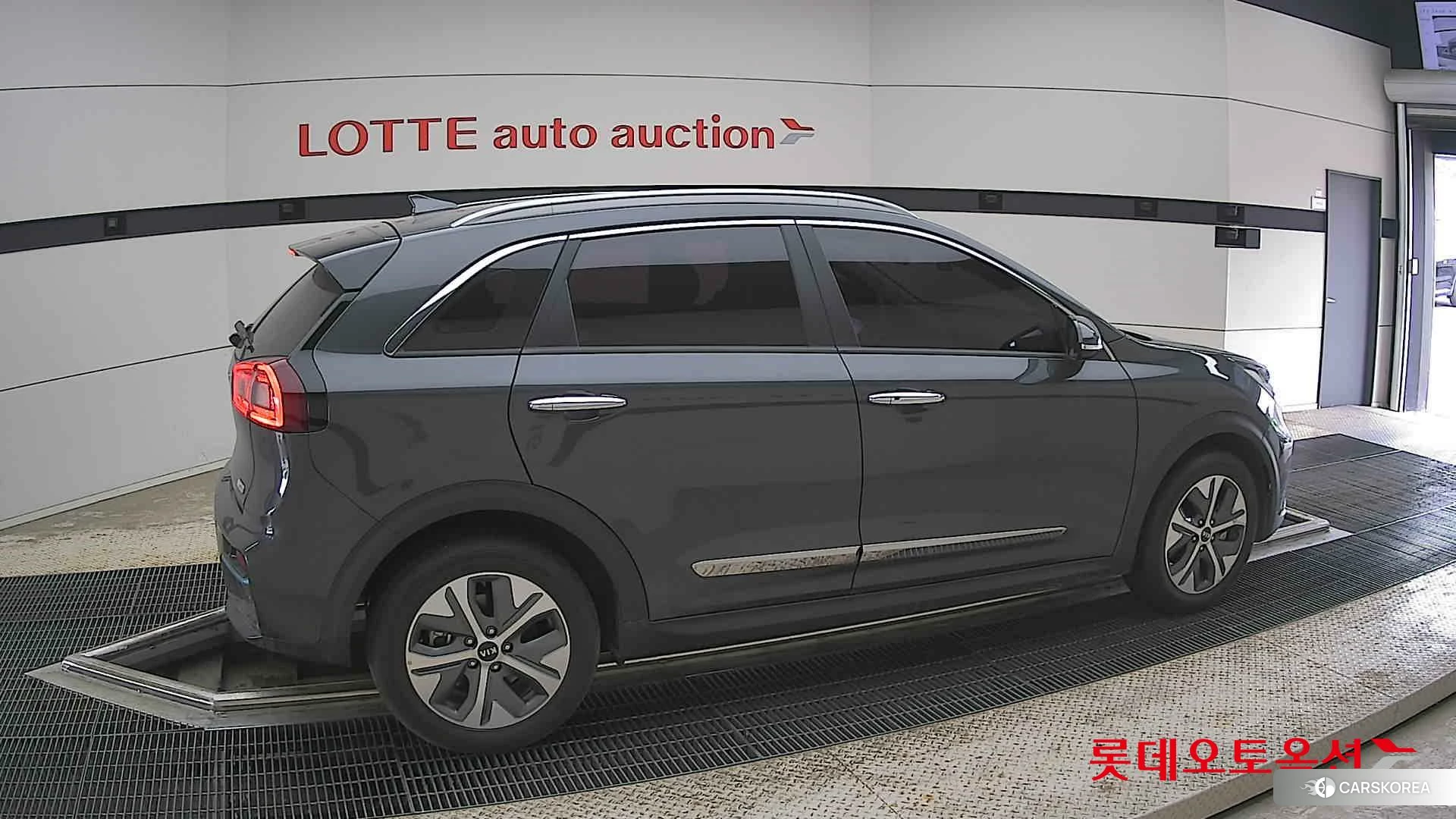 Kia Niro EV id 4347345 из Кореи 9