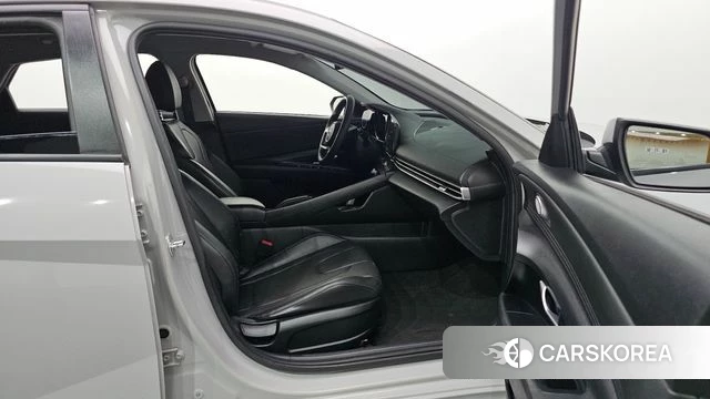 Hyundai Avante (CN7) id 4693412 из Кореи 9