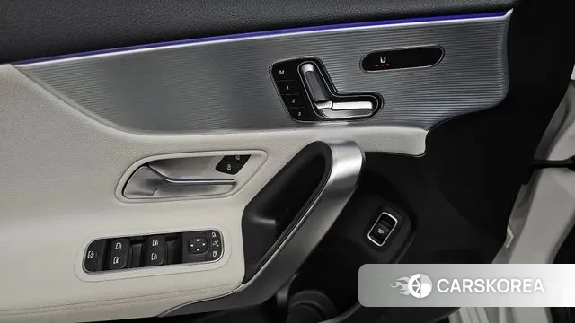 Mercedes-Benz A-Class W177 id 3556264 из Кореи 9