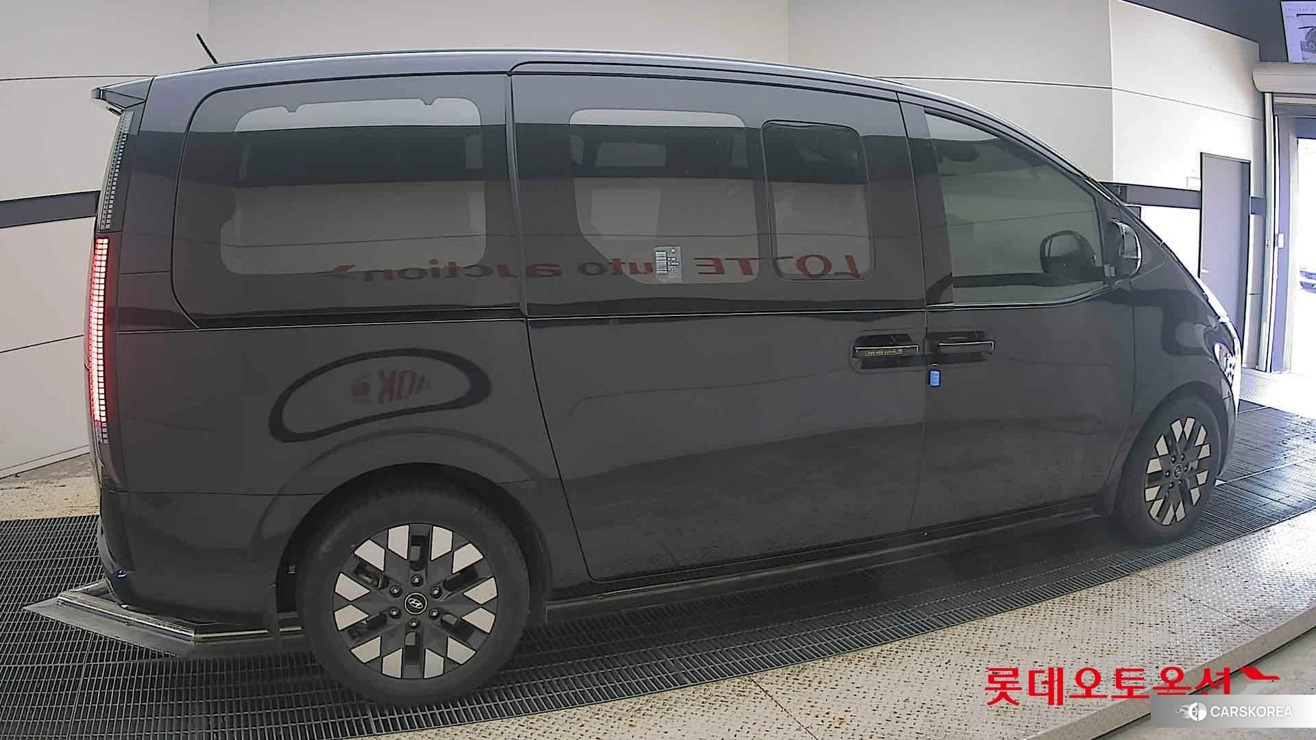 Hyundai Staria Lounge id 4902396 из Кореи 9