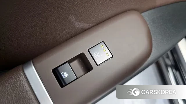 Hyundai Grandeur Hybrid (GN7) id 3744711 из Кореи 9