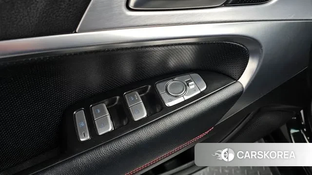 Genesis G70 id 3547423 из Кореи 9