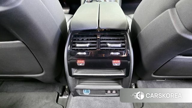 BMW 5 Series (G30) id 3864780 из Кореи 9