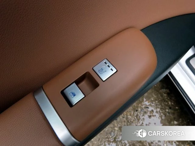 Hyundai Grandeur Hybrid (GN7) id 3922507 из Кореи 9