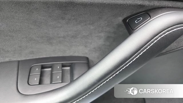 Tesla Model Y id 4854215 из Кореи 9