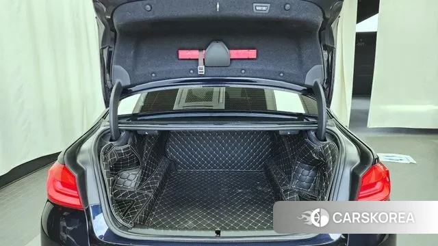 BMW 5 Series (G30) id 3434841 из Кореи 9