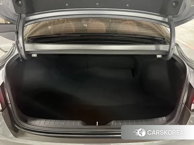 Hyundai Avante (CN7) id 3411616 из Кореи 9