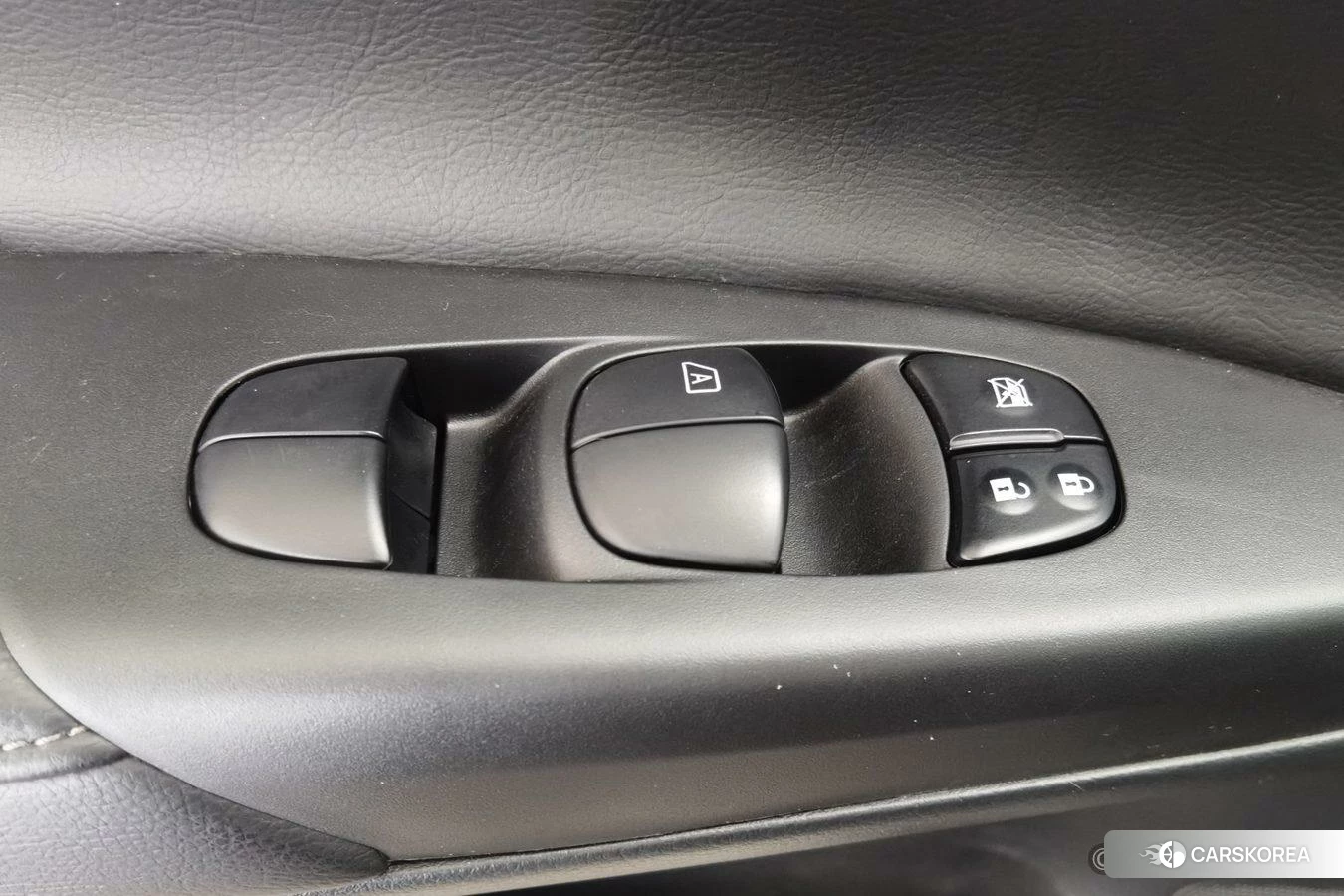 Nissan Xuan Yi id 4407265 из Китая 9