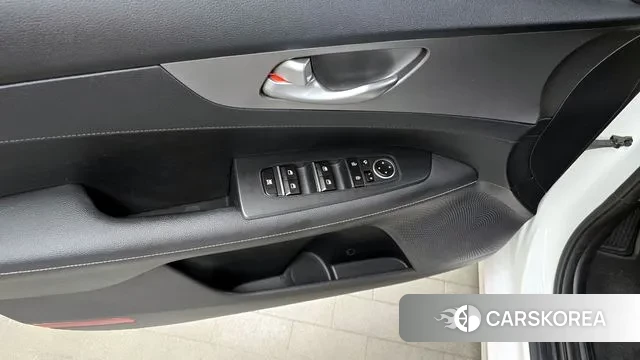 Kia Come New K3 id 3000421 из Кореи 9