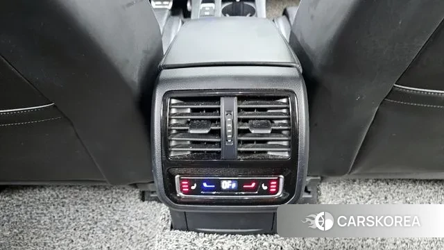 Volkswagen Passat GT (B8) id 3383847 из Кореи 9